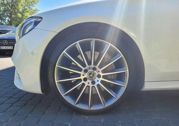 Mercedes-Benz Klasa E cena 179900 przebieg: 66519, rok produkcji 2019 z Kraków małe 436